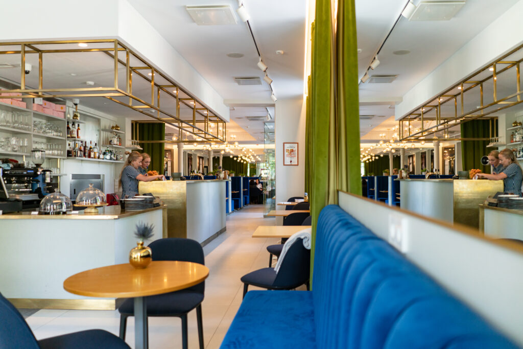 Restoran Ormisson pakub toitlustust meie terve hotelli rendi raames